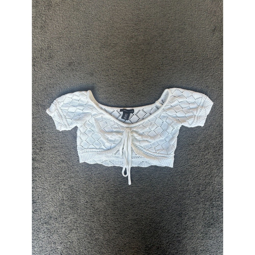 Sincerely Jules Crop Top Women's Medium White Knit Eyelet Tie-Front Short Sleeve
